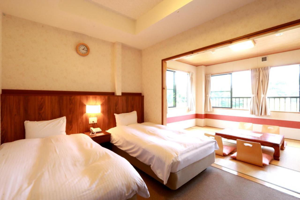 Usuki Yunosato Hotel Saiki Buitenkant foto